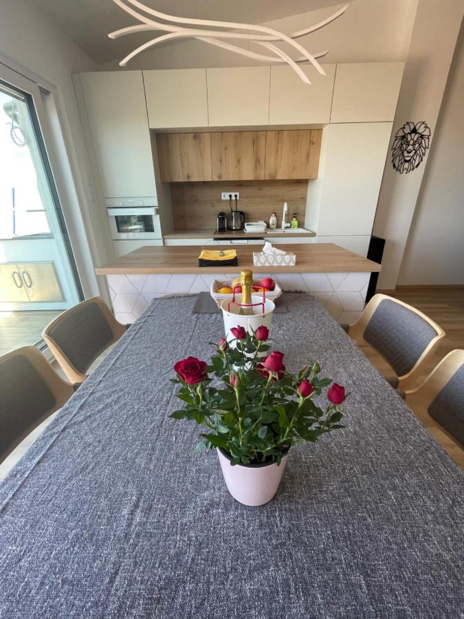 Fenyves Beach Apartman Delux Balatonfenyves Exterior foto
