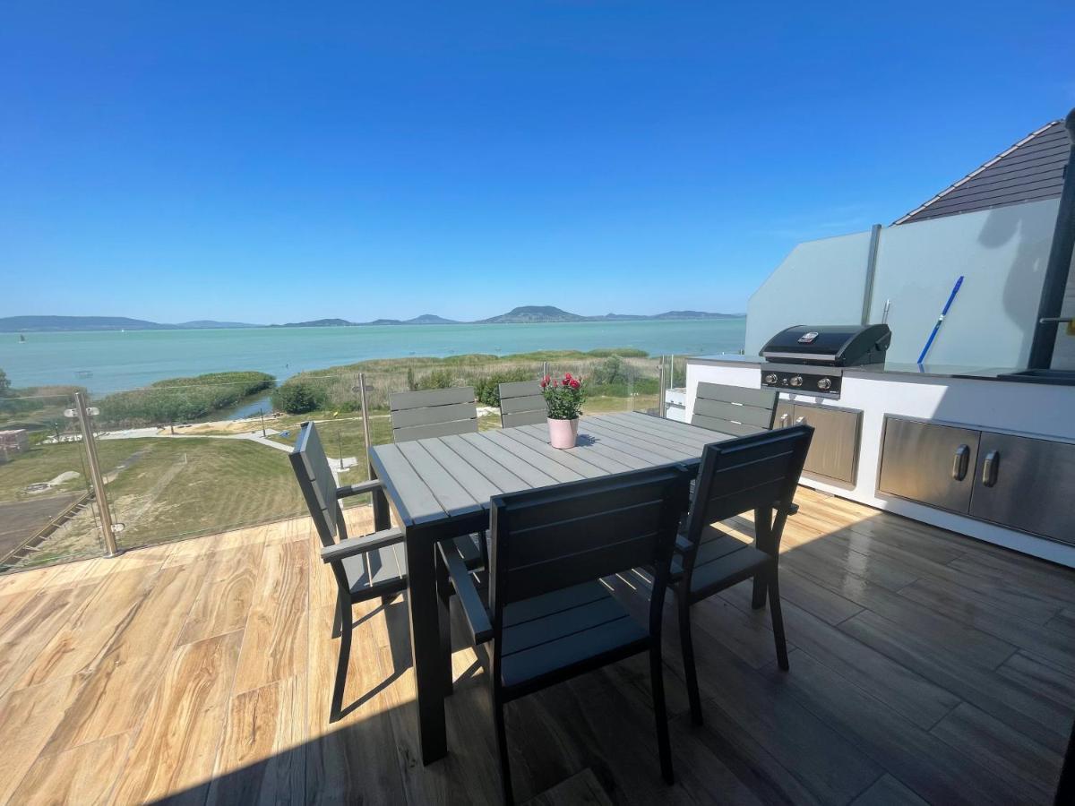 Fenyves Beach Apartman Delux Balatonfenyves Exterior foto